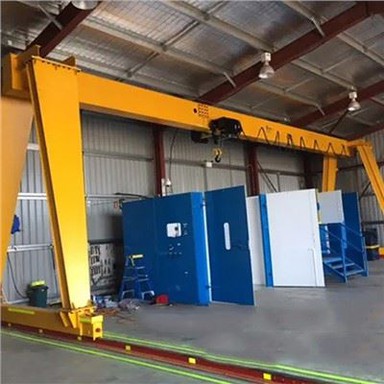 5 tonų nešiojamasis vienos sijos ožinis kranas su elektriniu Europos keltuvu